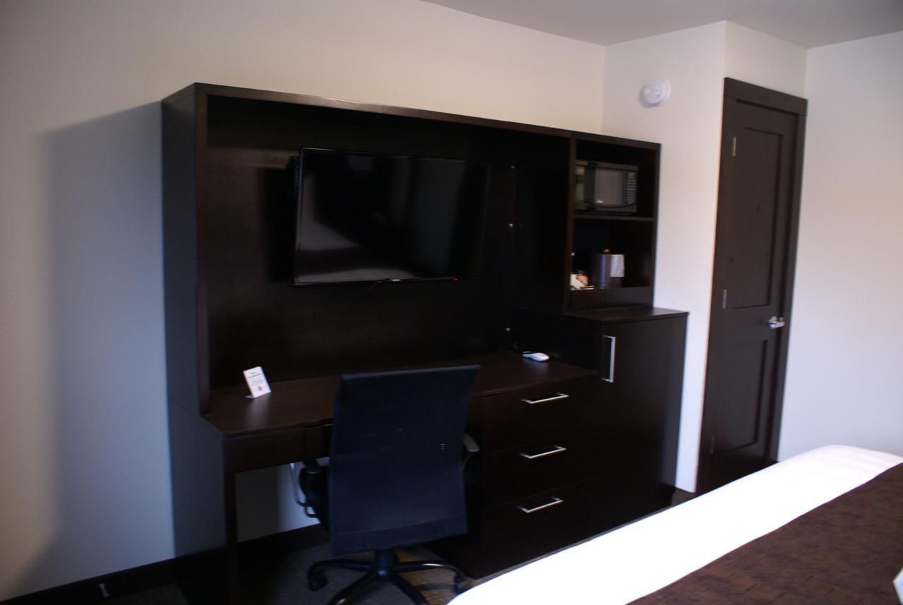 Boarders Inn & Suites By Cobblestone Hotels - Syracuse Zewnętrze zdjęcie