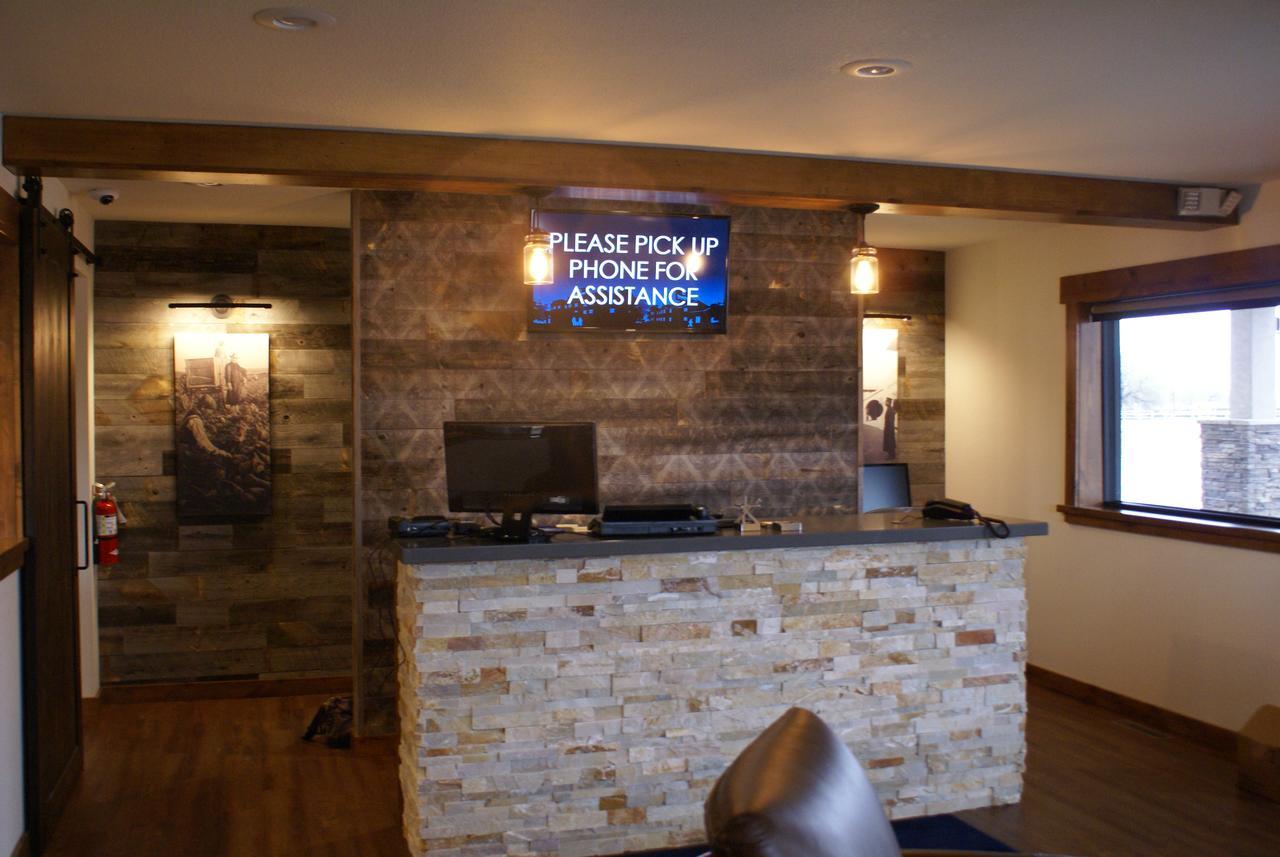 Boarders Inn & Suites By Cobblestone Hotels - Syracuse Zewnętrze zdjęcie
