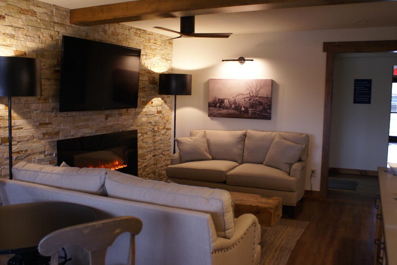 Boarders Inn & Suites By Cobblestone Hotels - Syracuse Zewnętrze zdjęcie