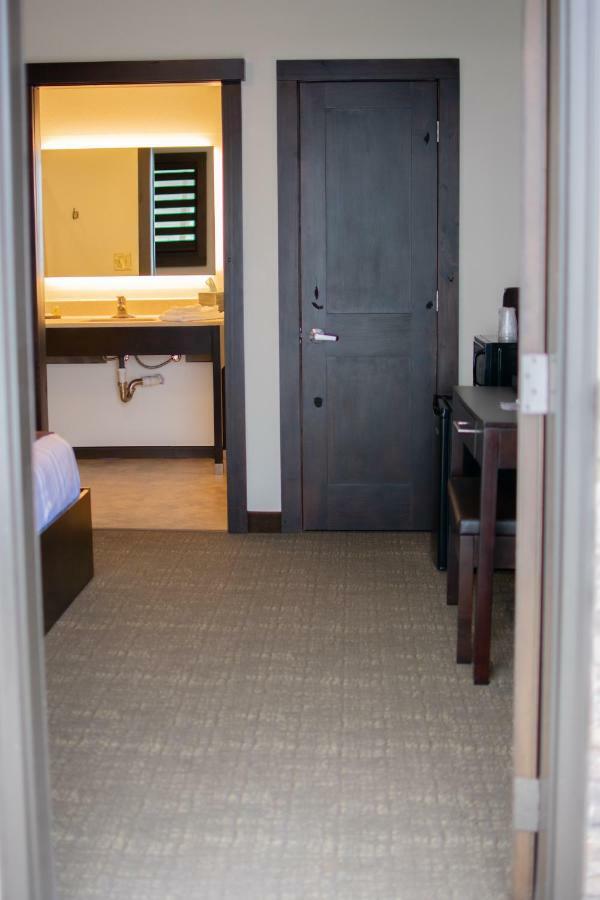 Boarders Inn & Suites By Cobblestone Hotels - Syracuse Zewnętrze zdjęcie